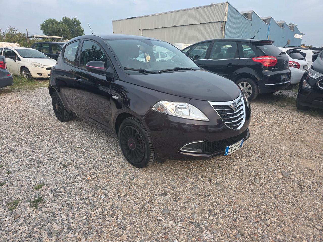 Lancia Ypsilon 1.2 69 CV 5 porte Platinum