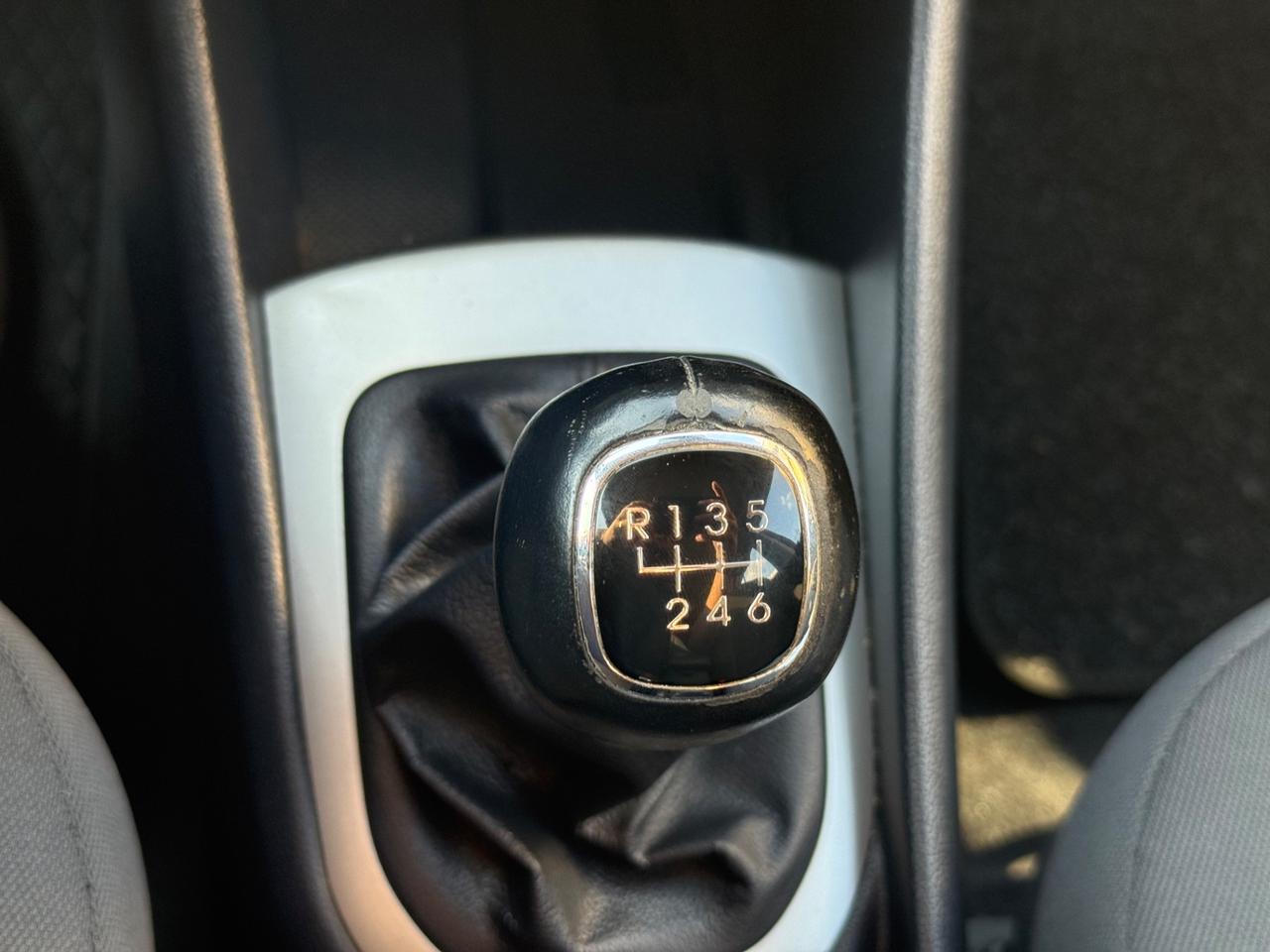 Kia Rio 1.1 CRDi 5p. Cool