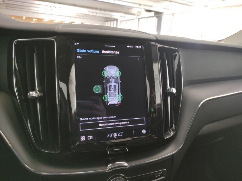 VOLVO XC60 (2017-->) - XC60 T6 Recharge Plug-in Hybrid AWD automatico Core