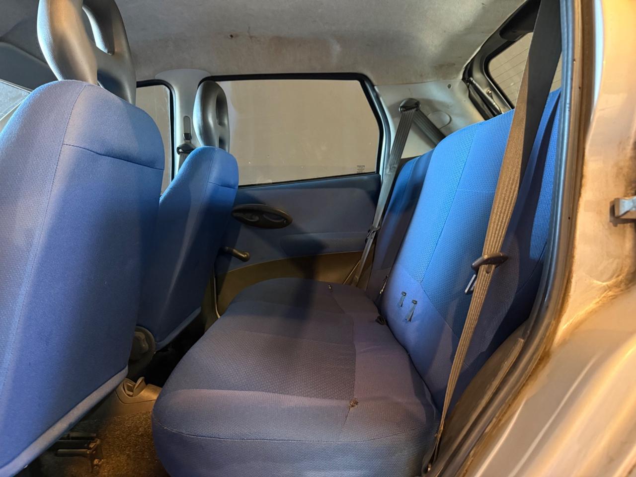 Fiat Punto 1.2i cat 5 porte Feel 60CV Ok Neopatentati