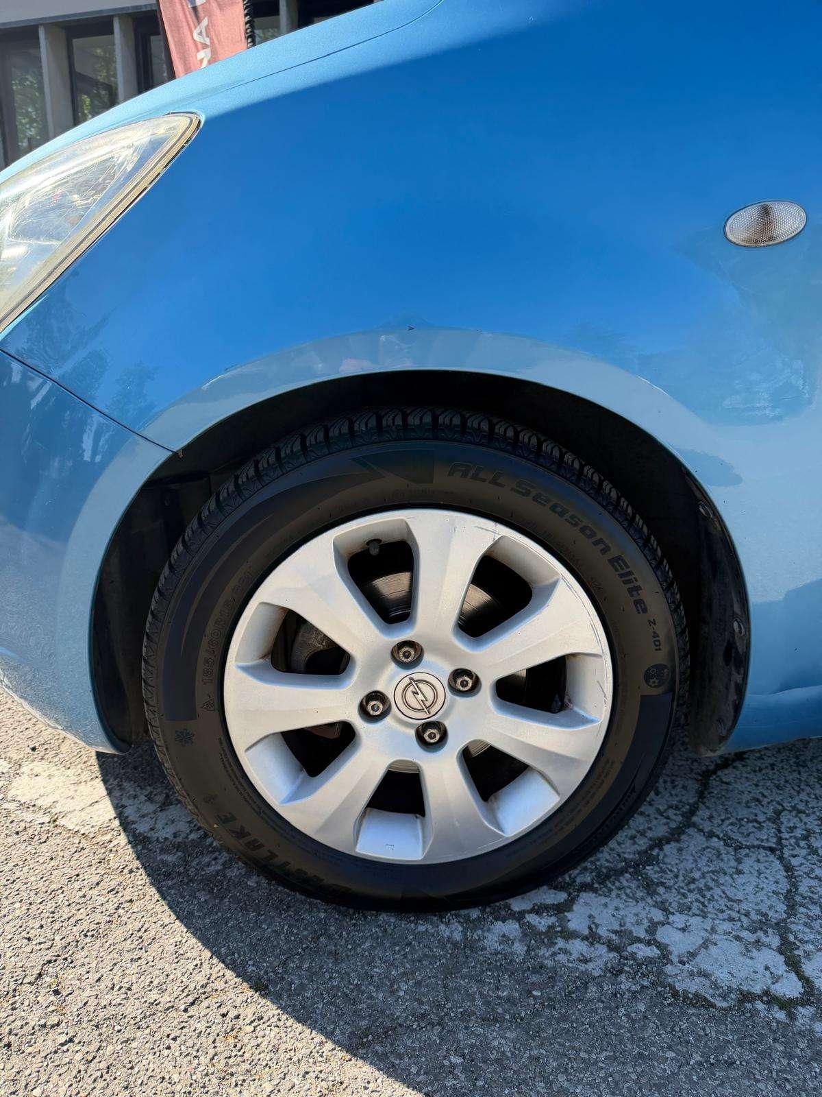 Opel Agila