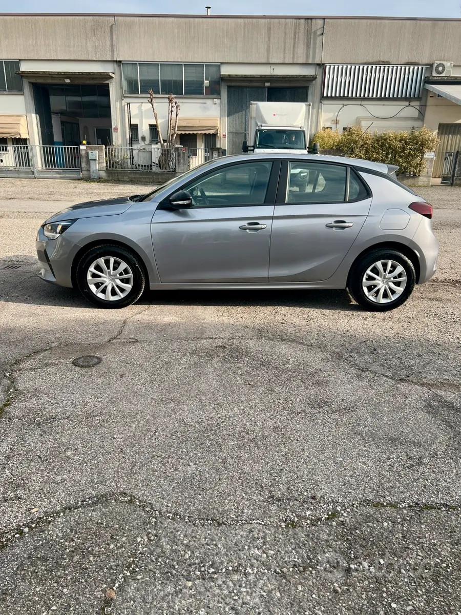 Opel corsa 1.2 75cv (NEOPATENTATI)