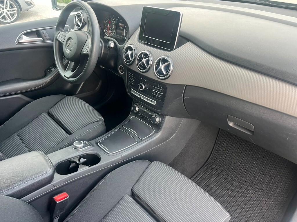 Mercedes-benz B 180 SPORT......SOLI 75000KM