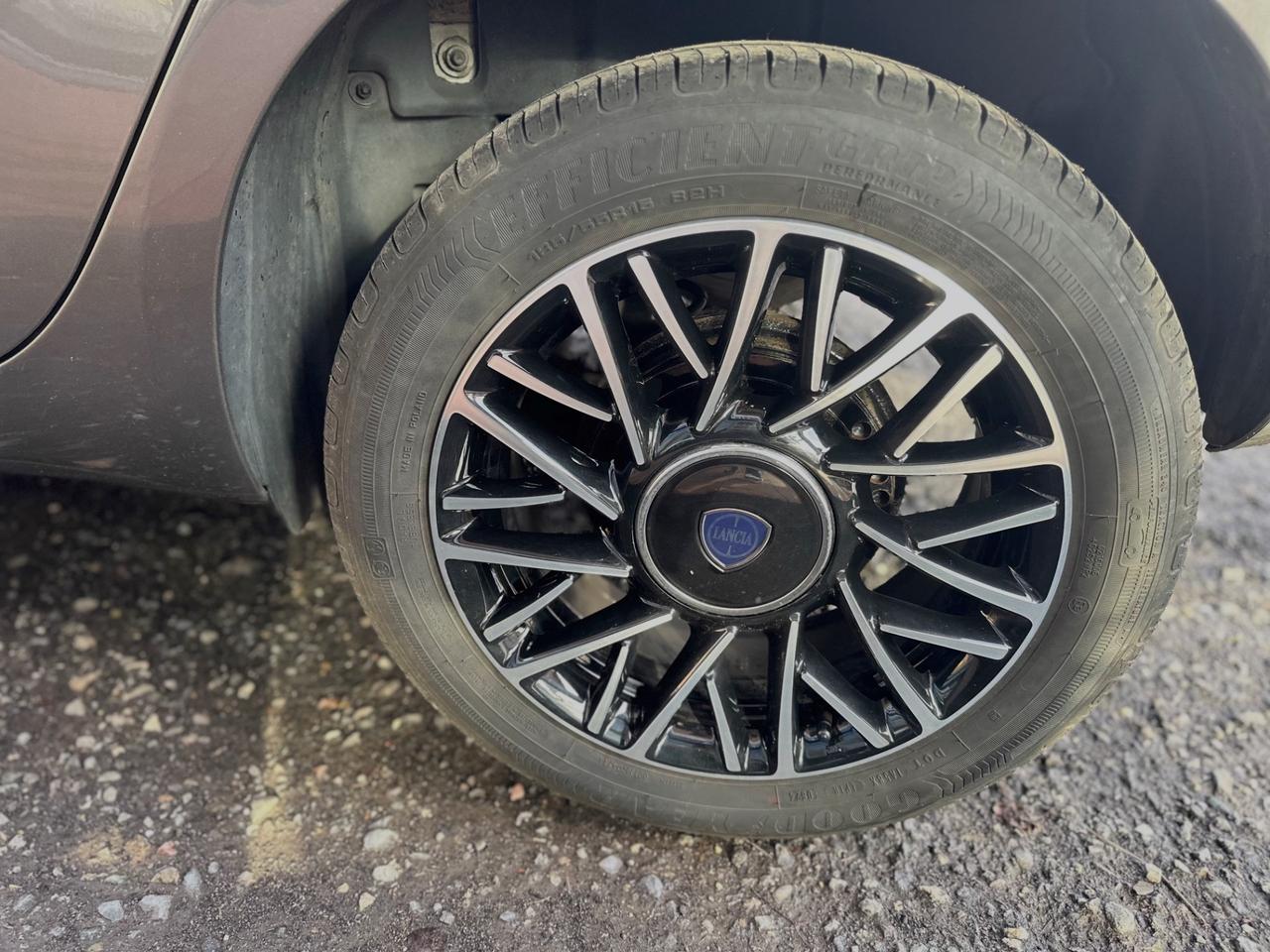 Lancia Ypsilon Platino Hybrid PREZZO VERO!