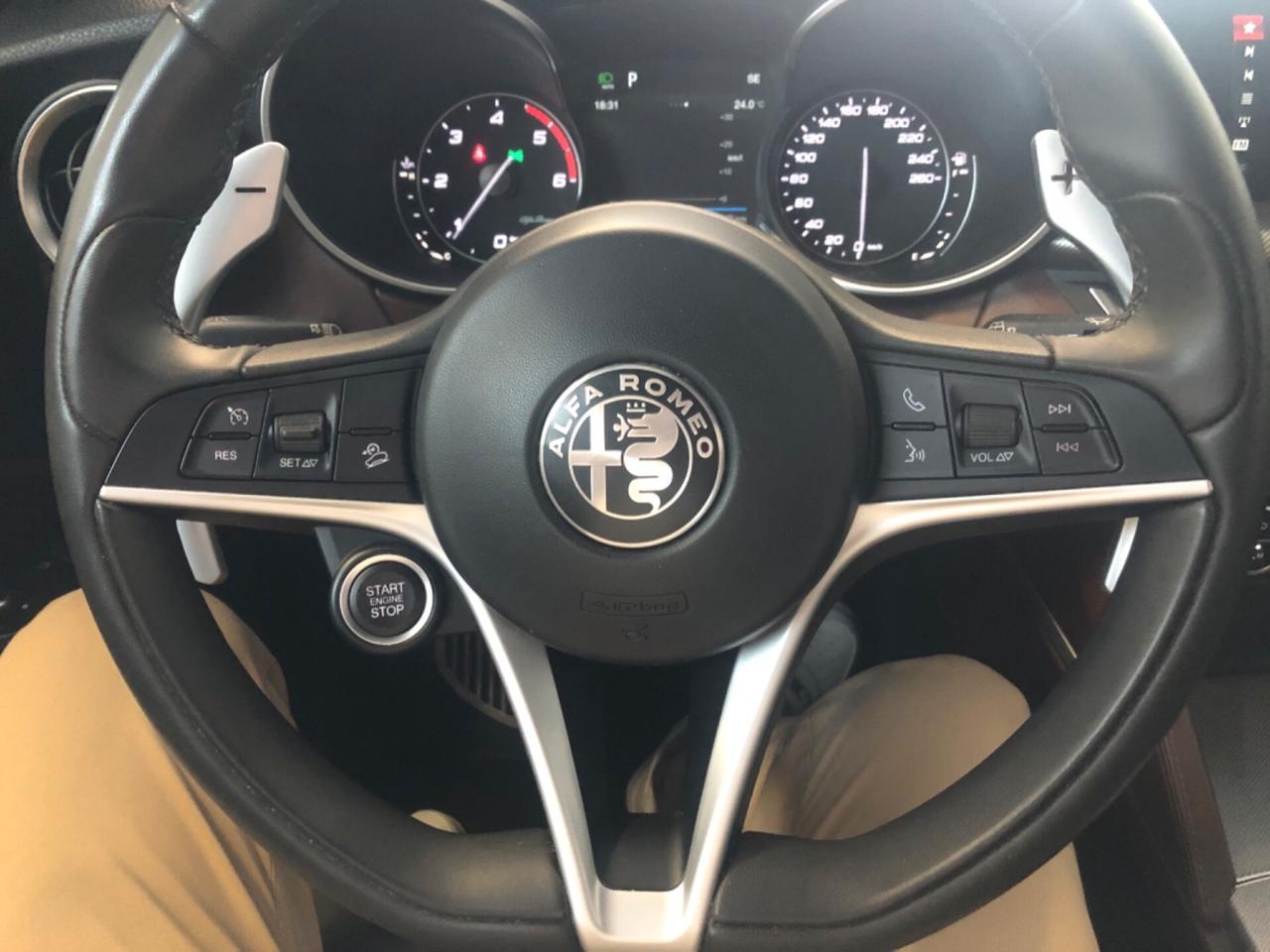 Alfa Romeo Stelvio 2.2 Turbodiesel 210 CV AT8 Q4 Executive