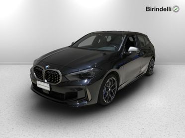 BMW Serie 1 (F40) - M 135i xDrive