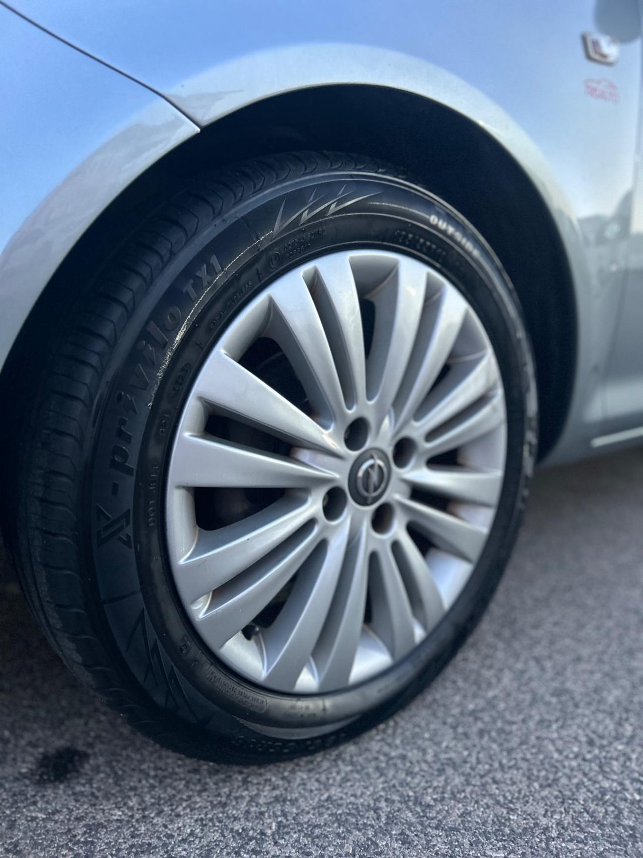 Opel Corsa 1.2 GPL-TECH