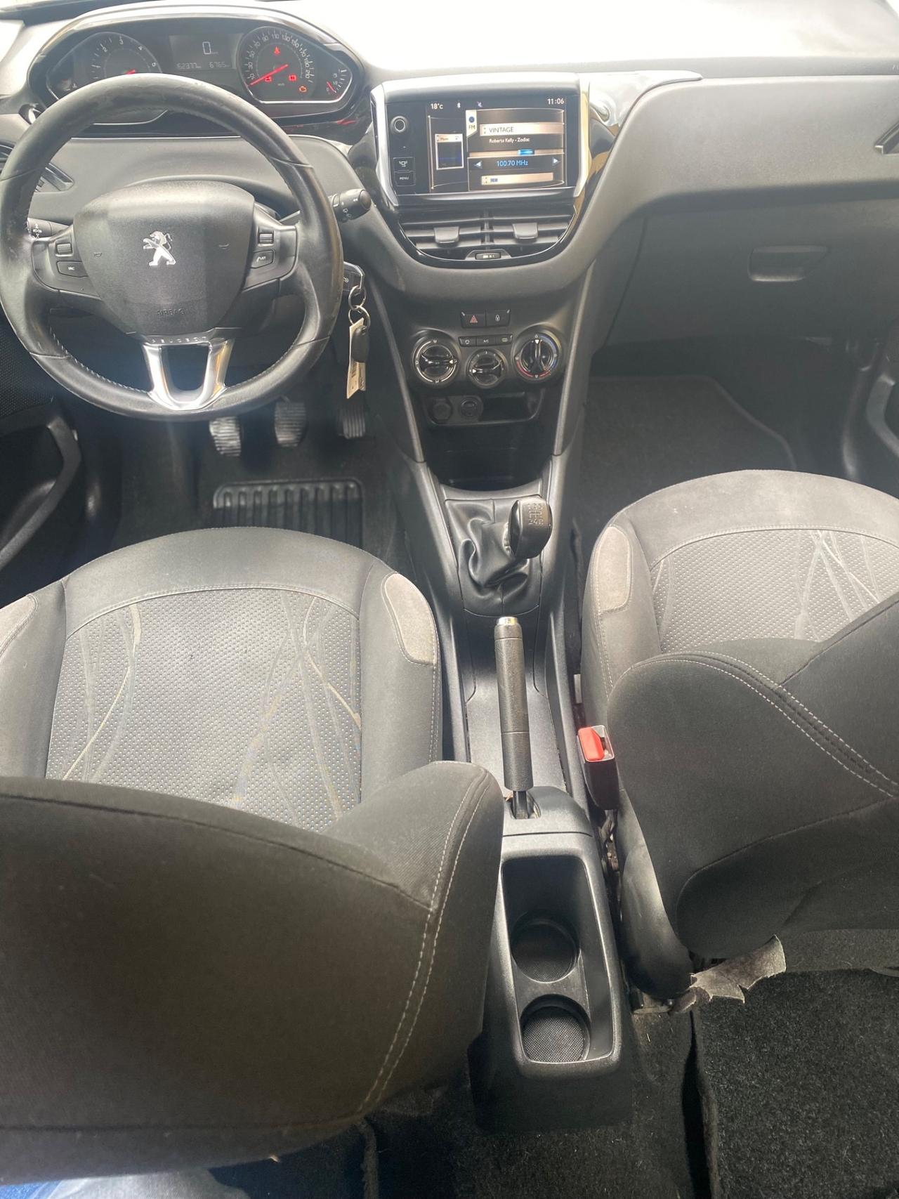 Peugeot 208 1.4 HDi UNICO PROPRIETARIO