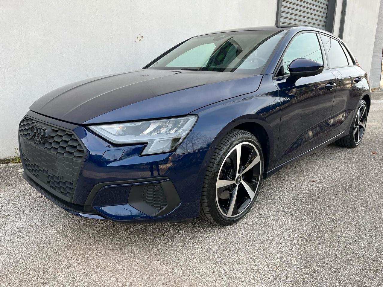 Audi A3 SPB 30 g-tron S tronic Business Advanced