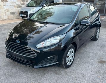 Ford Fiesta 1.5 TDCi 75CV 5 porte - Neopatentati