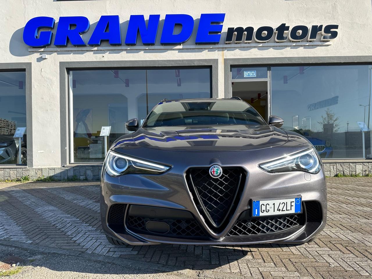 Alfa Romeo Stelvio 2.9 Bi-Turbo V6 510 CV AT8 QUADRIFOGLIO VERDE TETTO + AKRAPOVIC