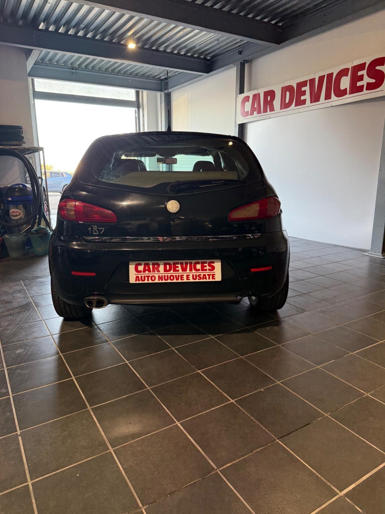 Alfa Romeo 147 1.6i 16V T.S. - GPL