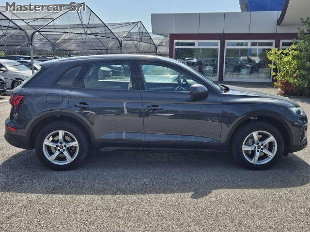 AUDI Q5 Q5 40 2.0 tdi mhev 12V Business quattro s-tronic -