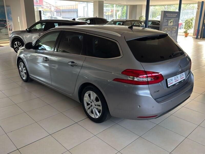 Peugeot 308 1.6 e-HDi 115cv Allure Cinghia Distrib. e Frizione Nuove Gancio Traino