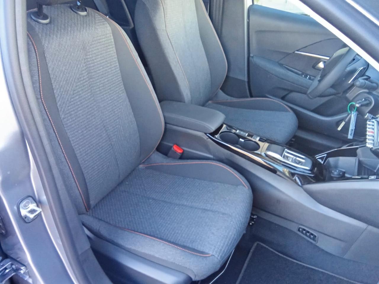 Peugeot 208 Hybrid 110 e-DCS6 Business