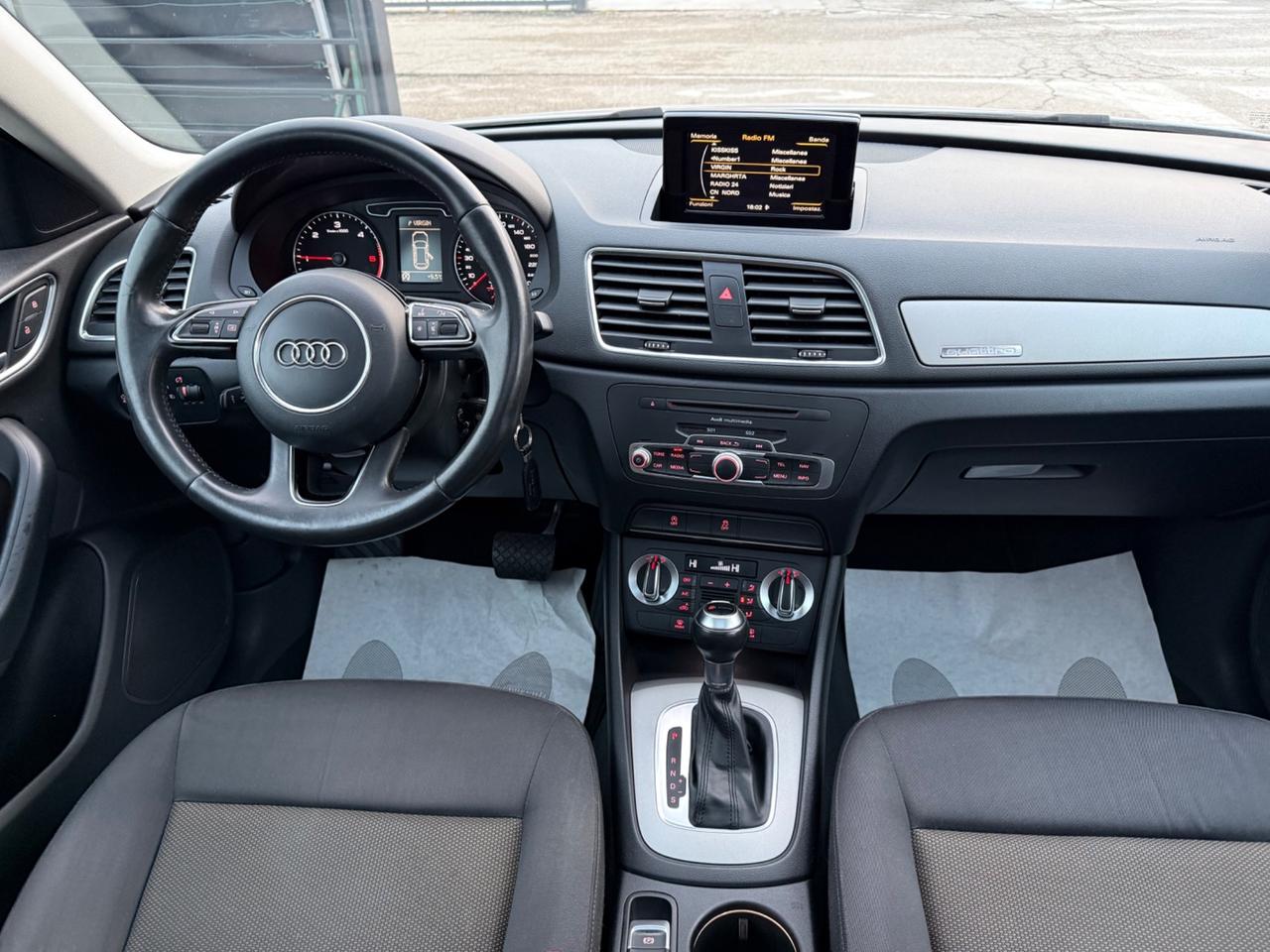 Audi Q3 2.0 TDI quattro S tronic 140CV TETTO APRIBILE