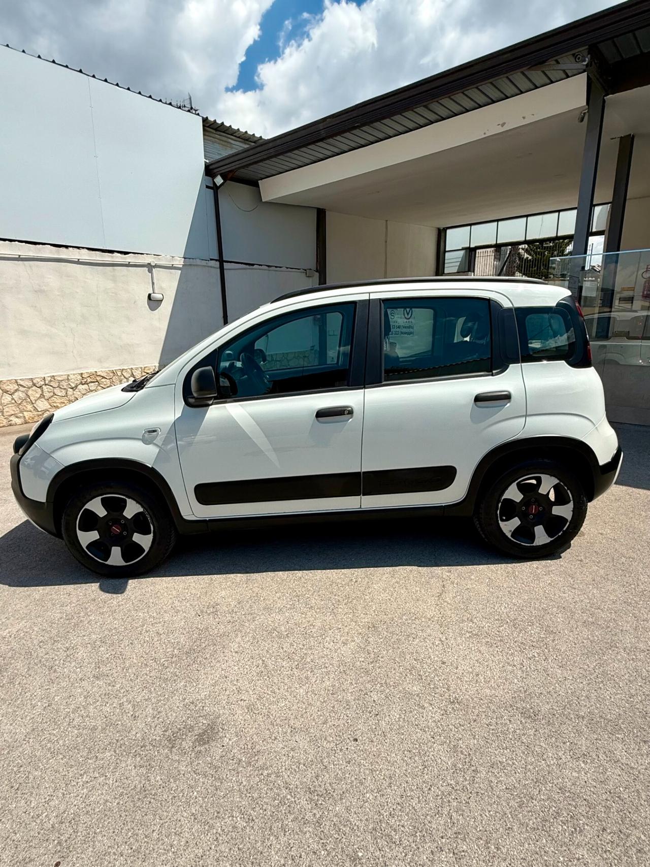 Fiat Panda 1.0 FireFly S&S Hybrid City Cross