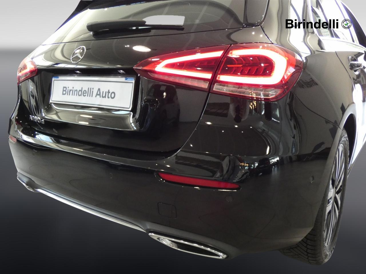 Mercedes-Benz Classe A (W177) - A 180 d Automatic Business