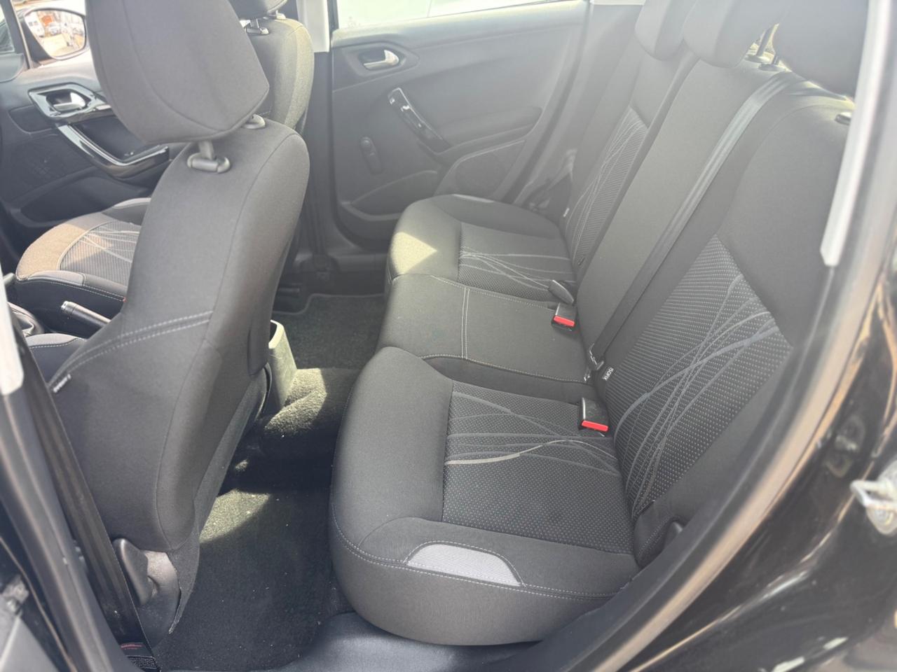 Peugeot 208 PureTech 82 5 porte Active