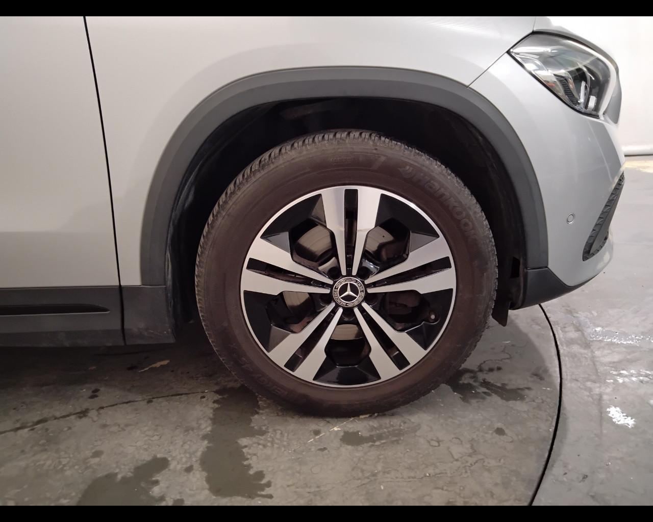 Mercedes-Benz GLA-H247 2020 - GLA 200 Sport Plus auto