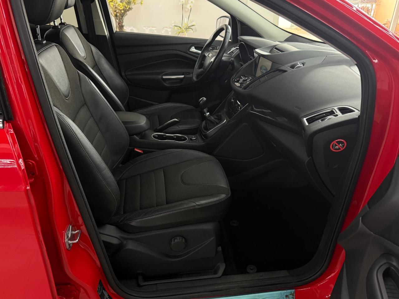 Ford Kuga 2.0 TDCI 120 CV S&S 2WD Titanium