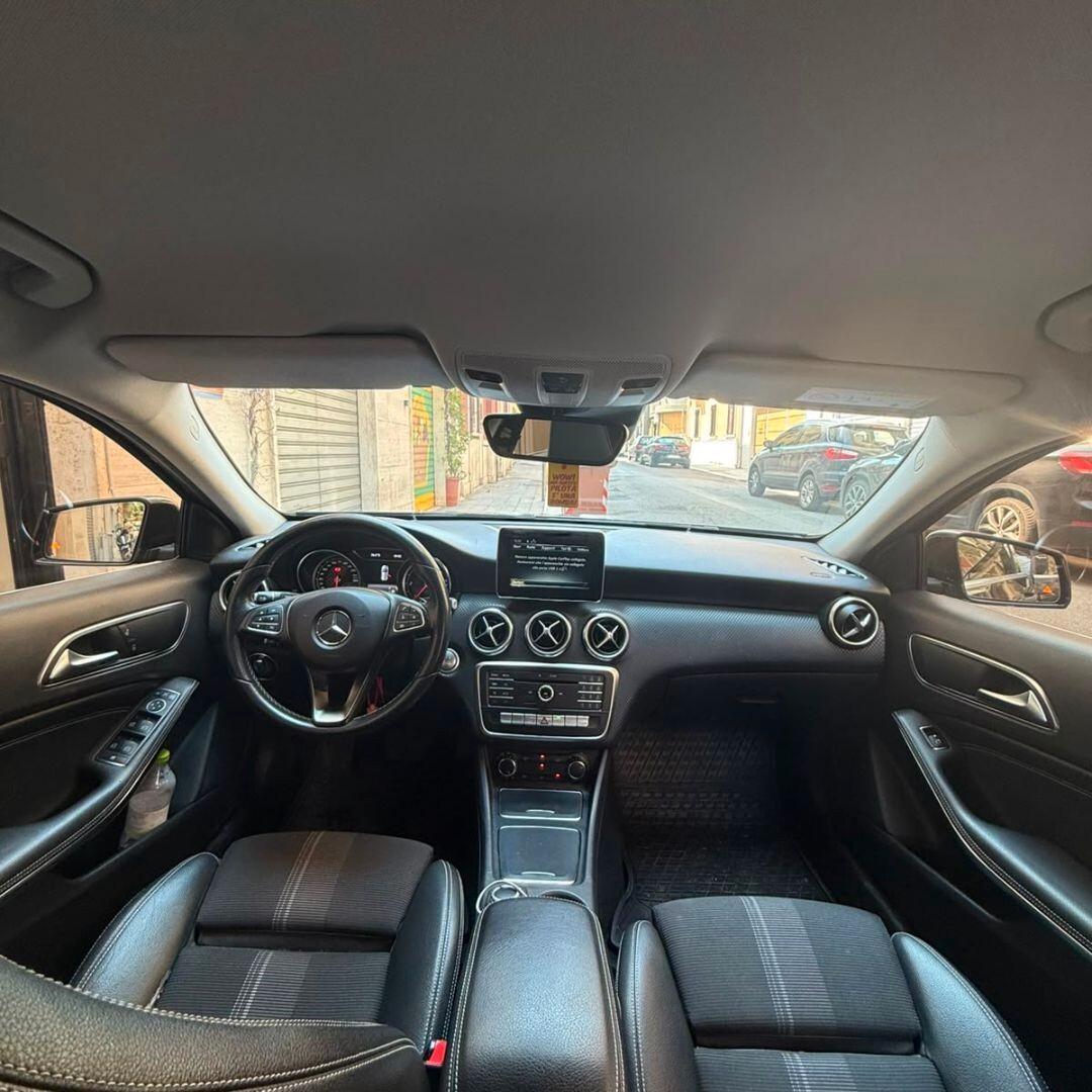 Mercedes A 180d Aut - 109 CV