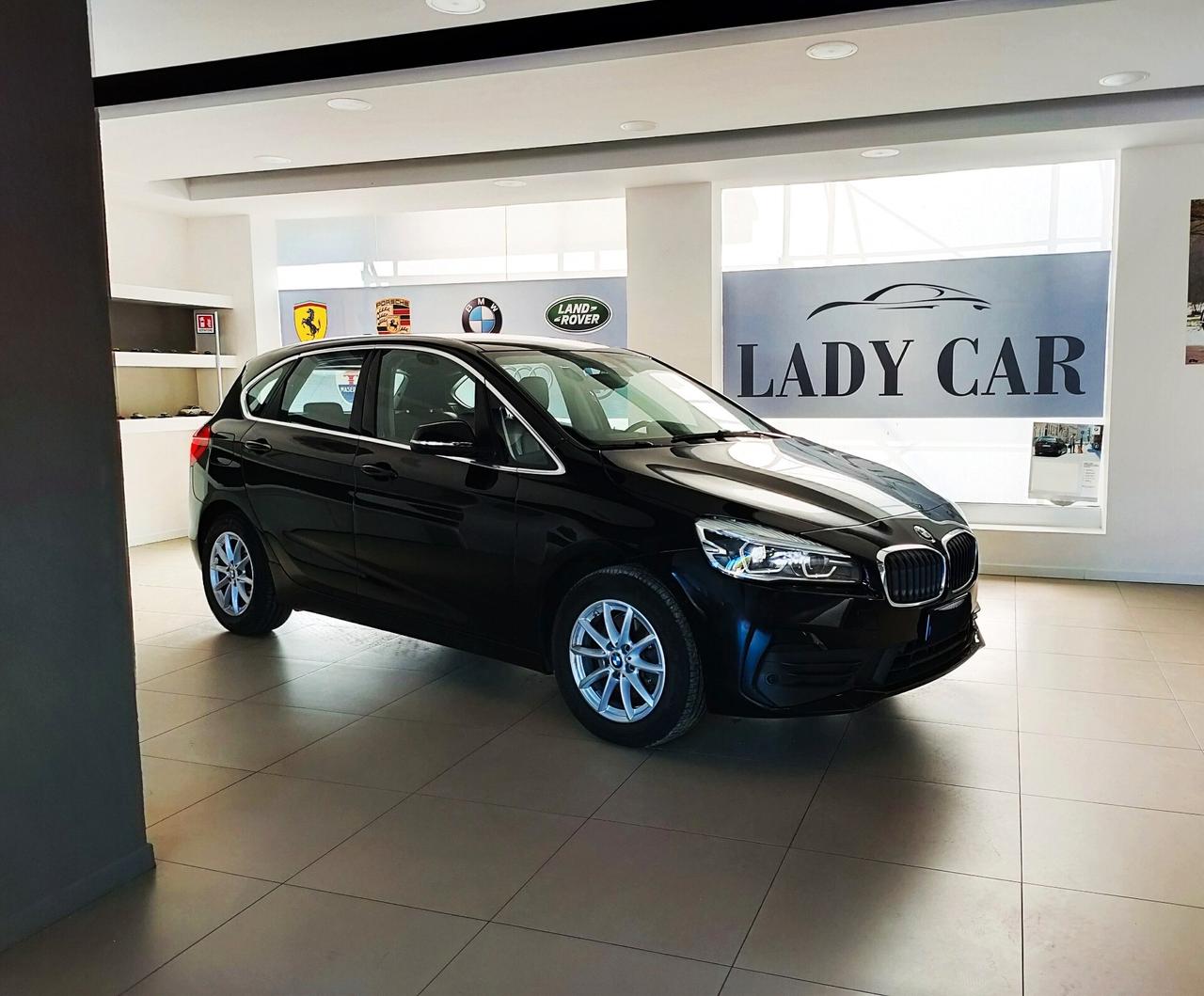 BMW 216d ACTIVE TOURER "LUXURY" -NAVI-FULL LED