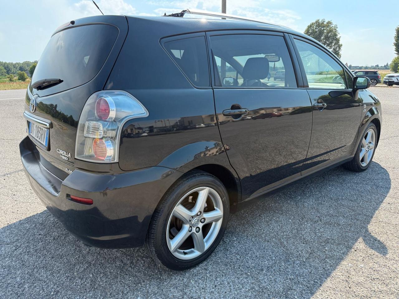 Toyota Corolla Verso 2.2 - 7 POSTI