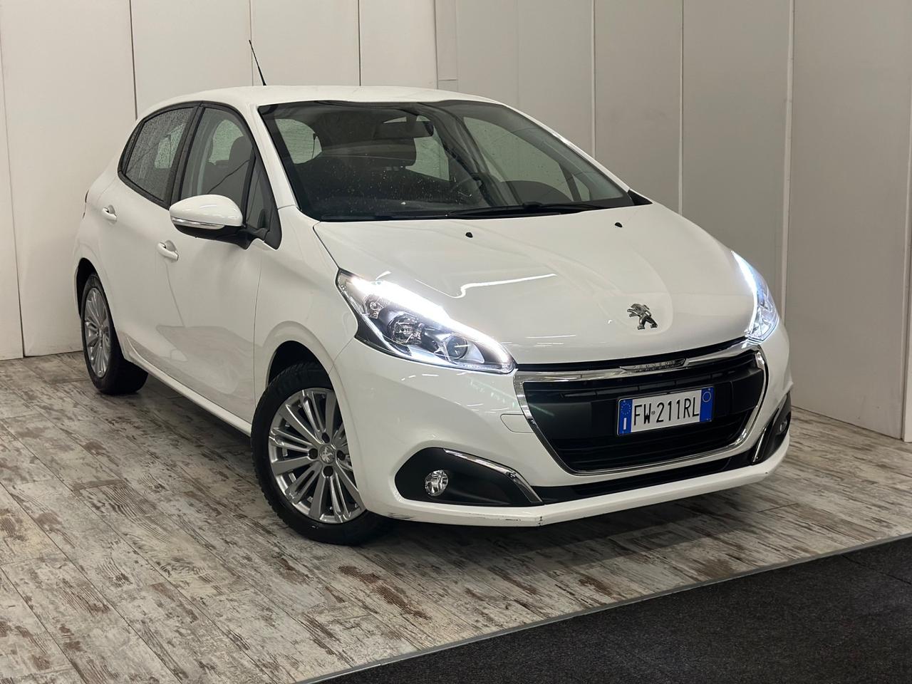 Peugeot 208 1.2 Benzina 5 porte Allure