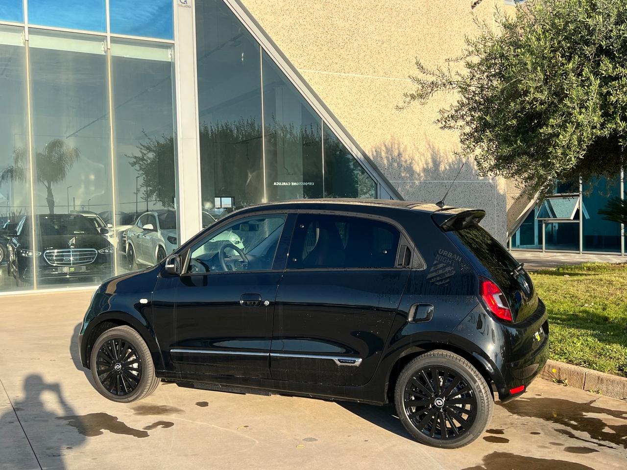 Renault Twingo Electric possibilità noleggio no scoring