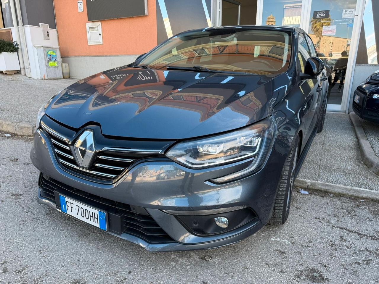 Renault Megane Mégane dCi 8V 110 CV EDC Energy Bose