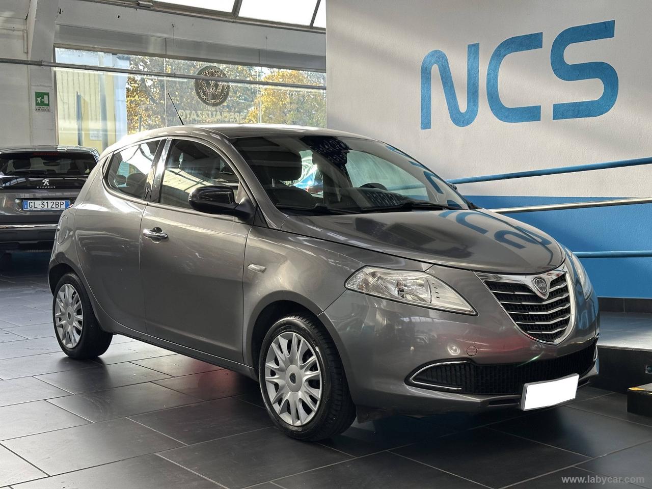 LANCIA Ypsilon 1.2 69 CV 5p. GPL Ecochic Silver