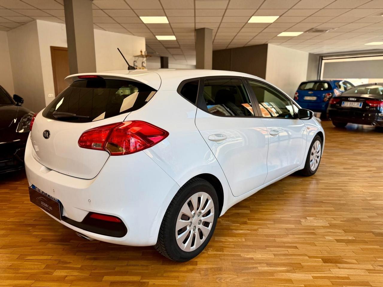 Kia Ceed cee'd 1.4 CVVT 5 porte Cool