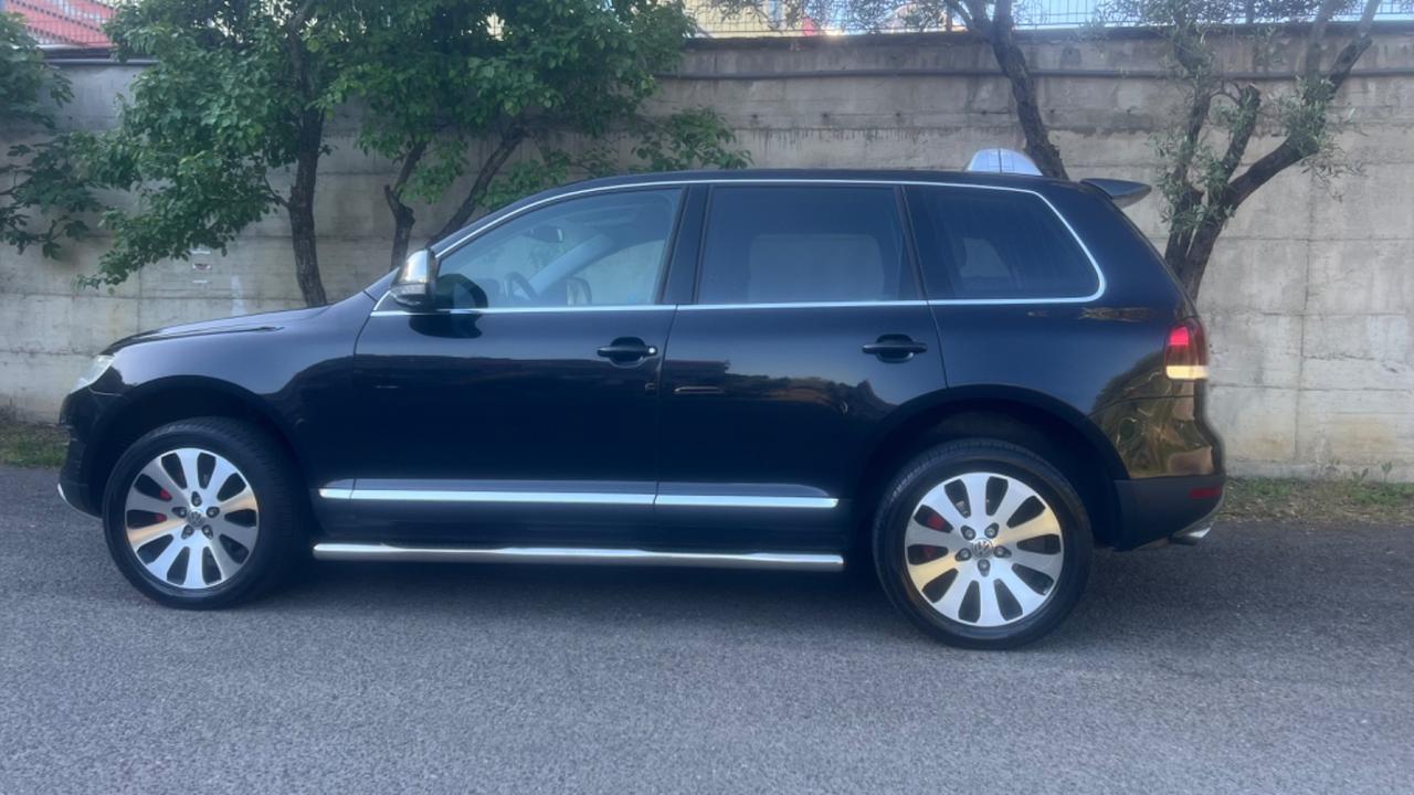 Volkswagen Touareg 2.5 R5 TDI DPF tiptronic Exclusive