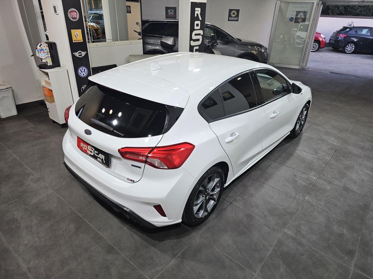 Ford Focus 1.5 TDCi 120 CV ST Line