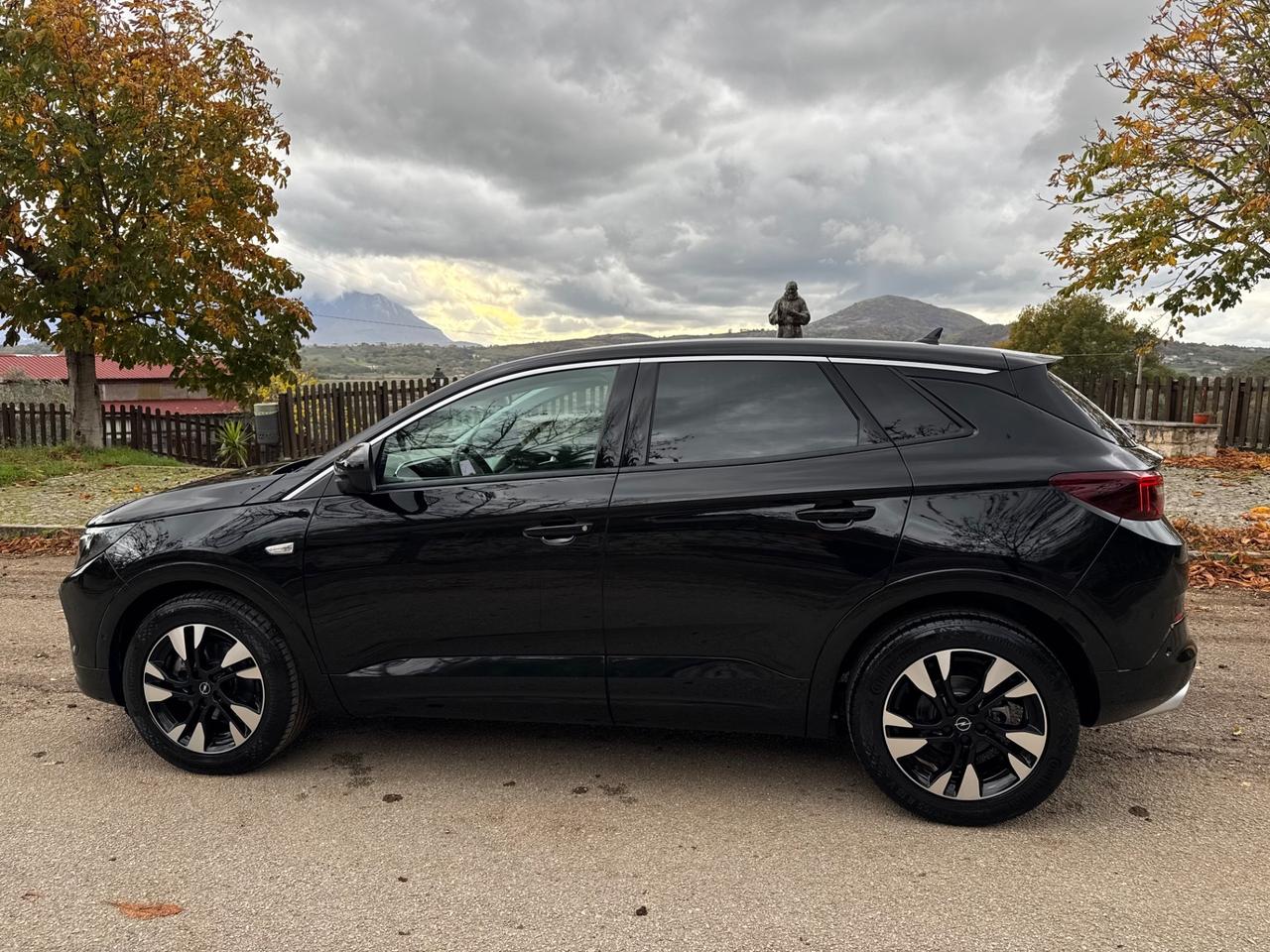 Opel Grandland 1.5 diesel Ecotec aut. Business Elegance