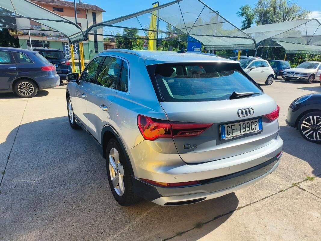 Audi Q3 35 2.0 tdi Business Advanced s-tronic