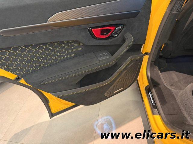 LAMBORGHINI Urus 4.0 Performante
