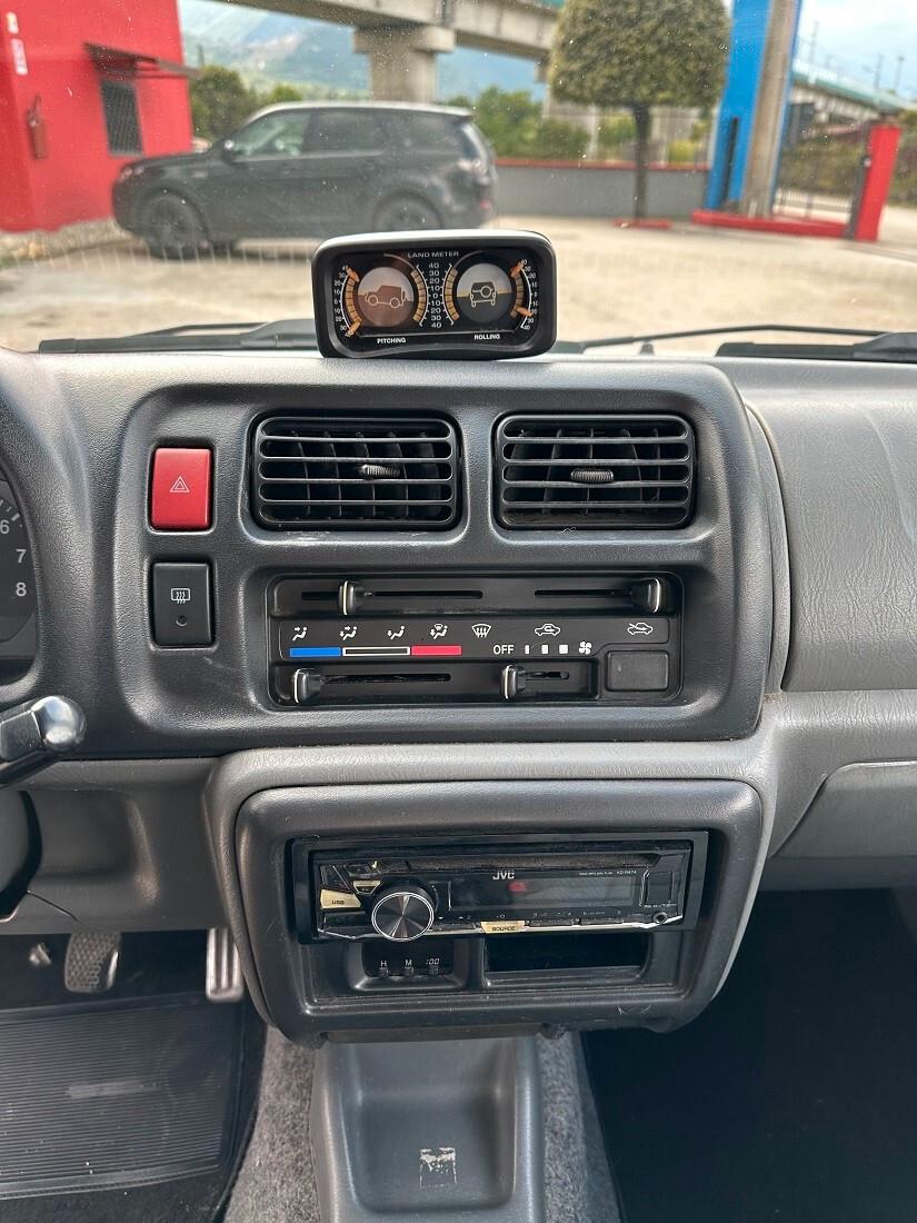 Suzuki Jimny 1.3i 16V cat 4WD JLX