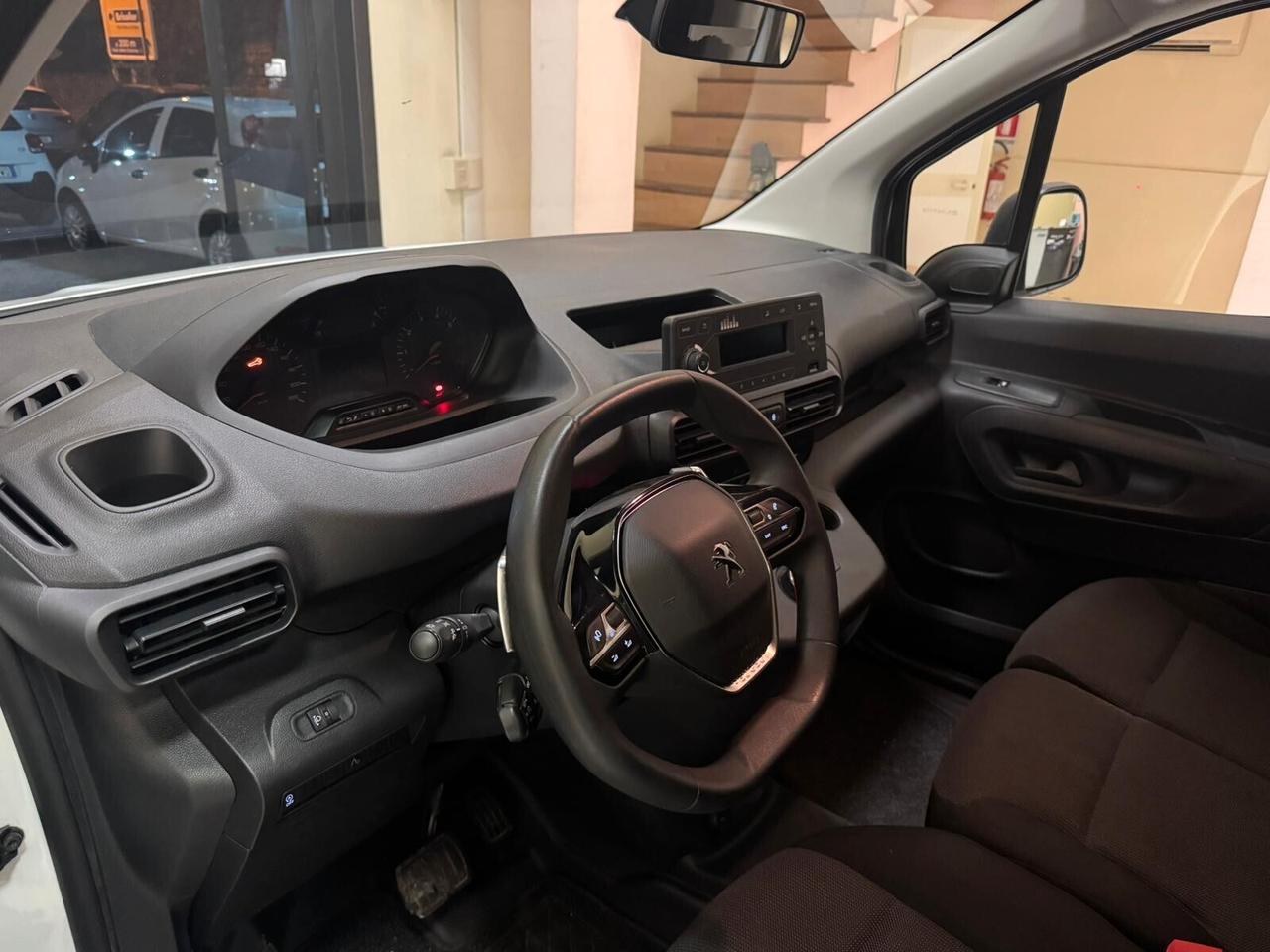 Peugeot Partner BlueHDi 130 EAT8 S&S PL Furgone Premium