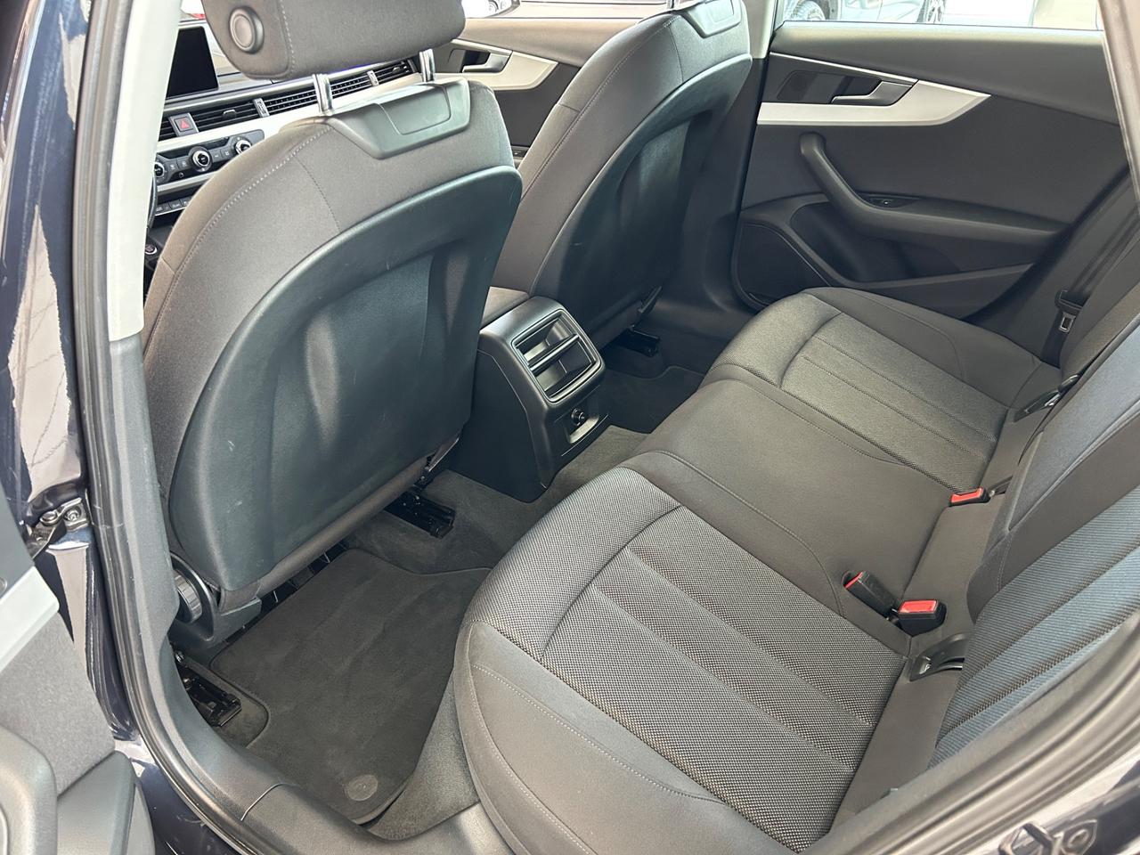Audi A4 Avant 2.0 TDI 150 CV S tronic Business