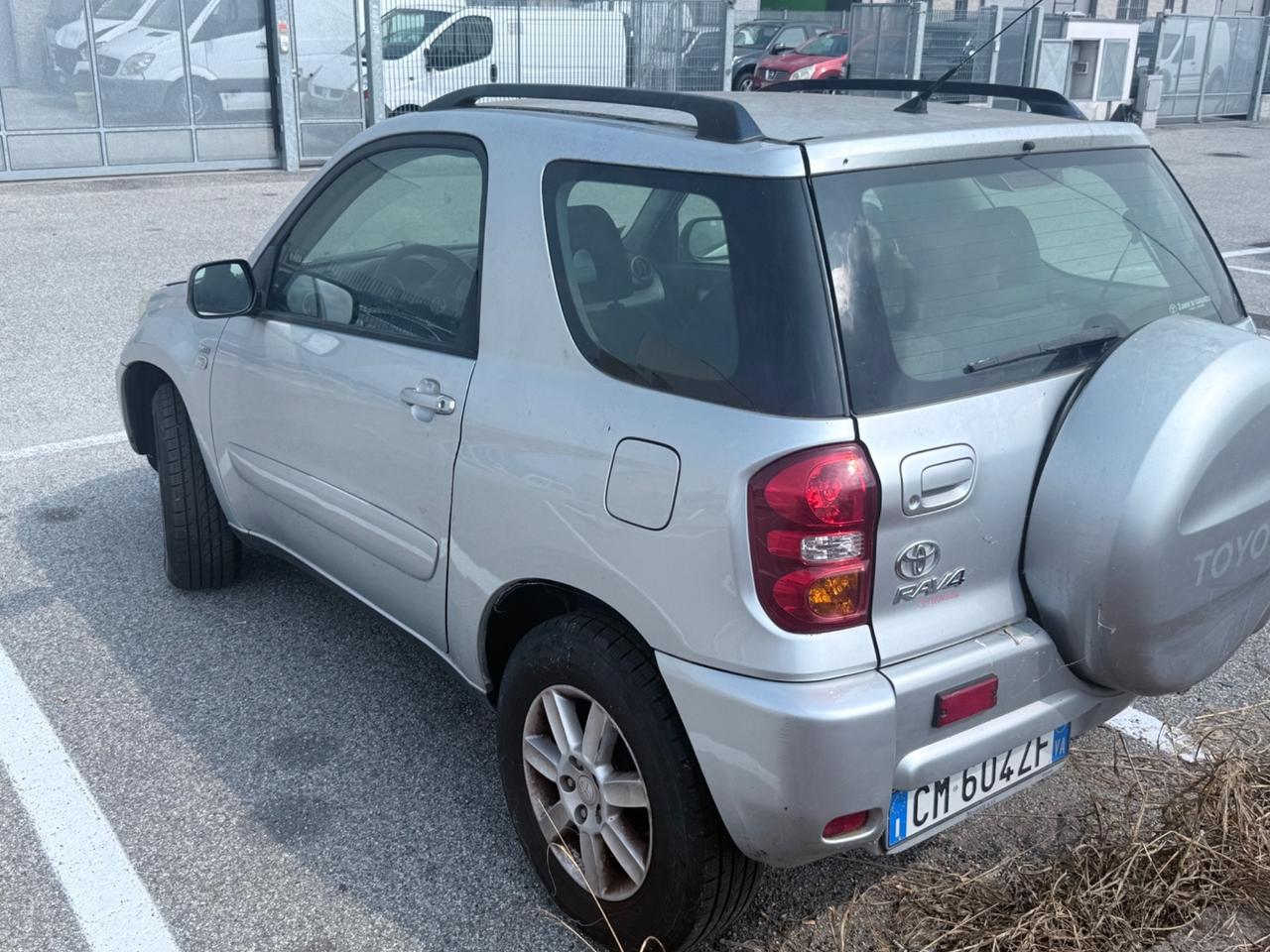 Toyota RAV 4 RAV4 2.0 16V cat 3 porte Sol