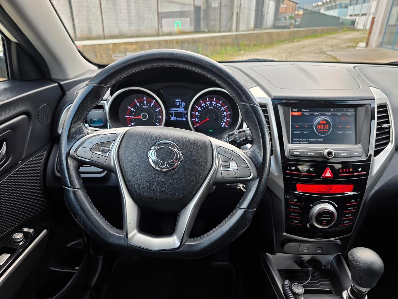 Ssangyong Tivoli 1.6 2WD Bi-fuel GPL Be Visual Hot Aebs