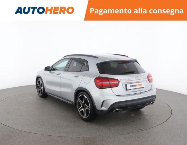 MERCEDES-BENZ GLA 200 d Automatic Premium