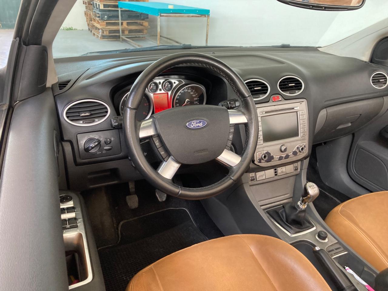 Ford Focus 2.0 TDCi (136CV) CC Tit. DPF cabrio