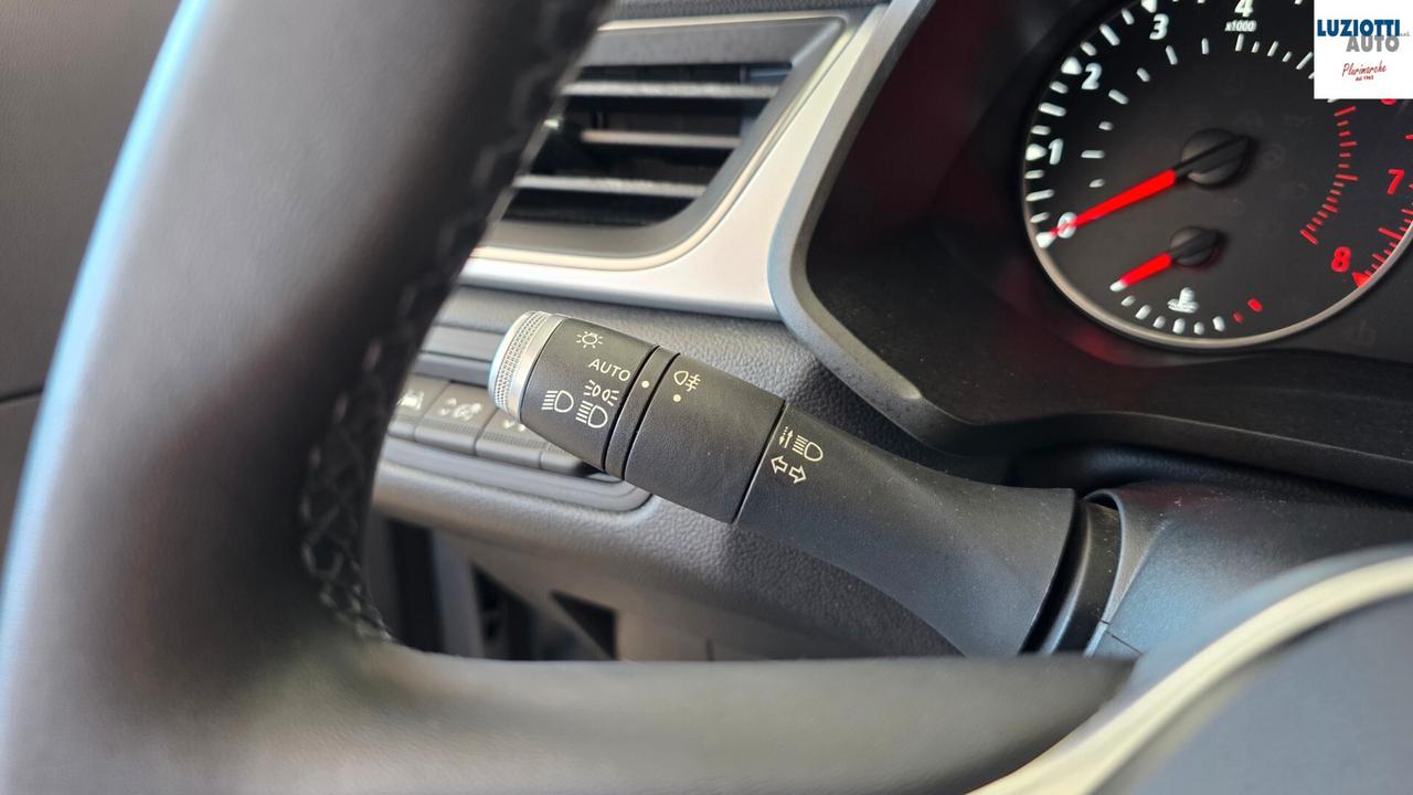 Renault Captur TCe 100 CV Zen