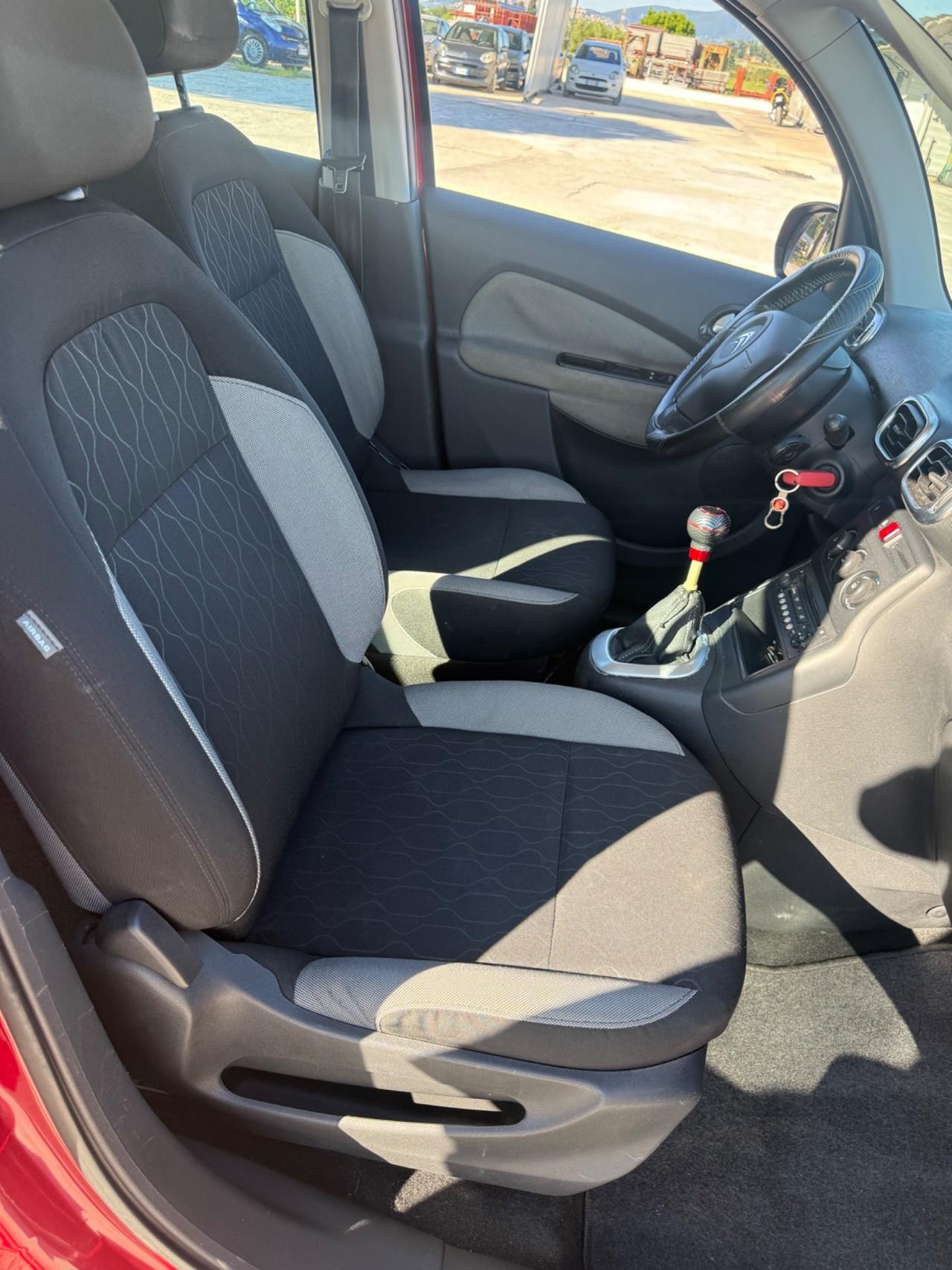 Citroen c3 Picasso 1.4 benzina Metano Neopatentati