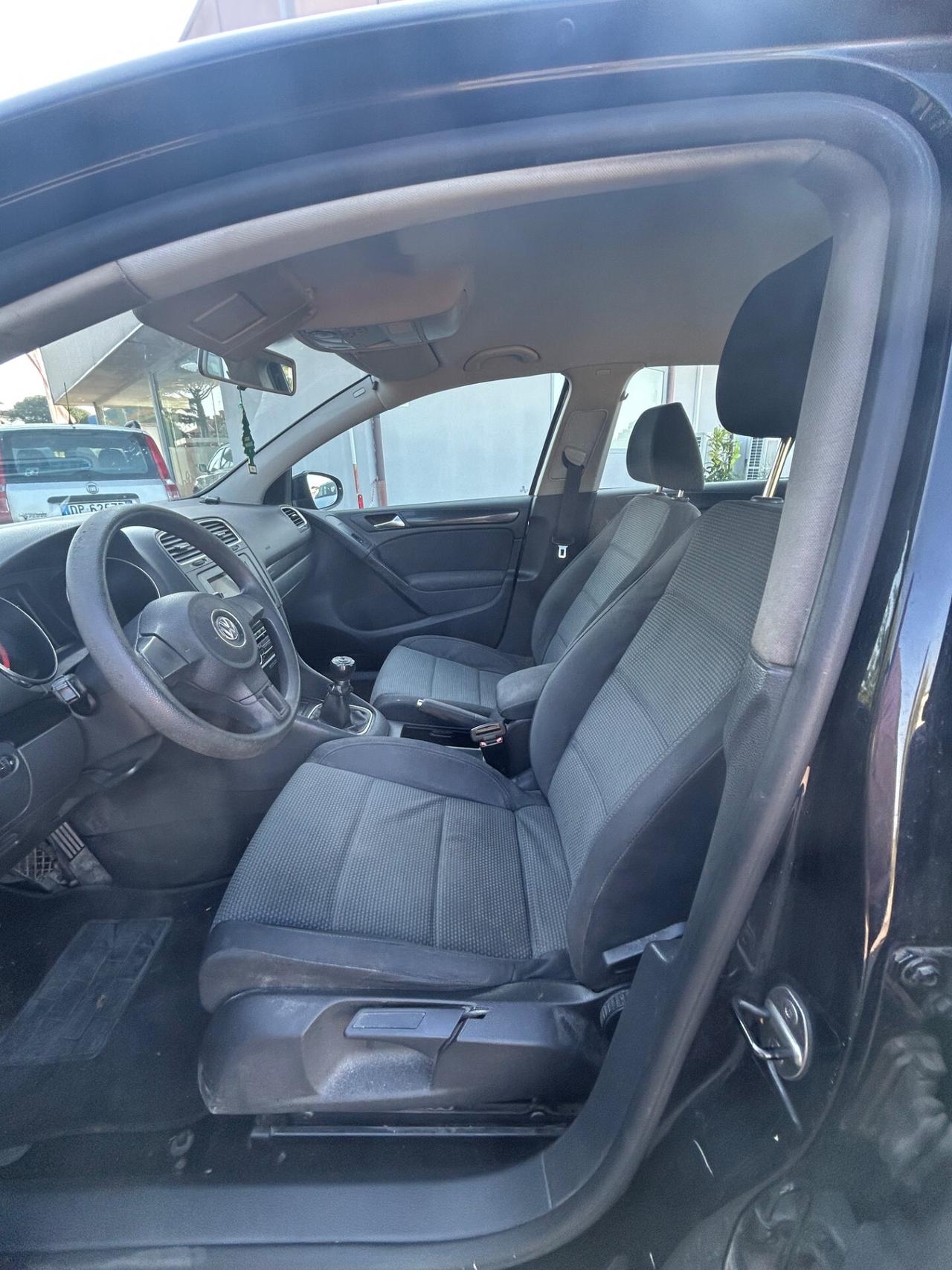 Volkswagen Golf 1.6 TDI DPF 5p. Highline