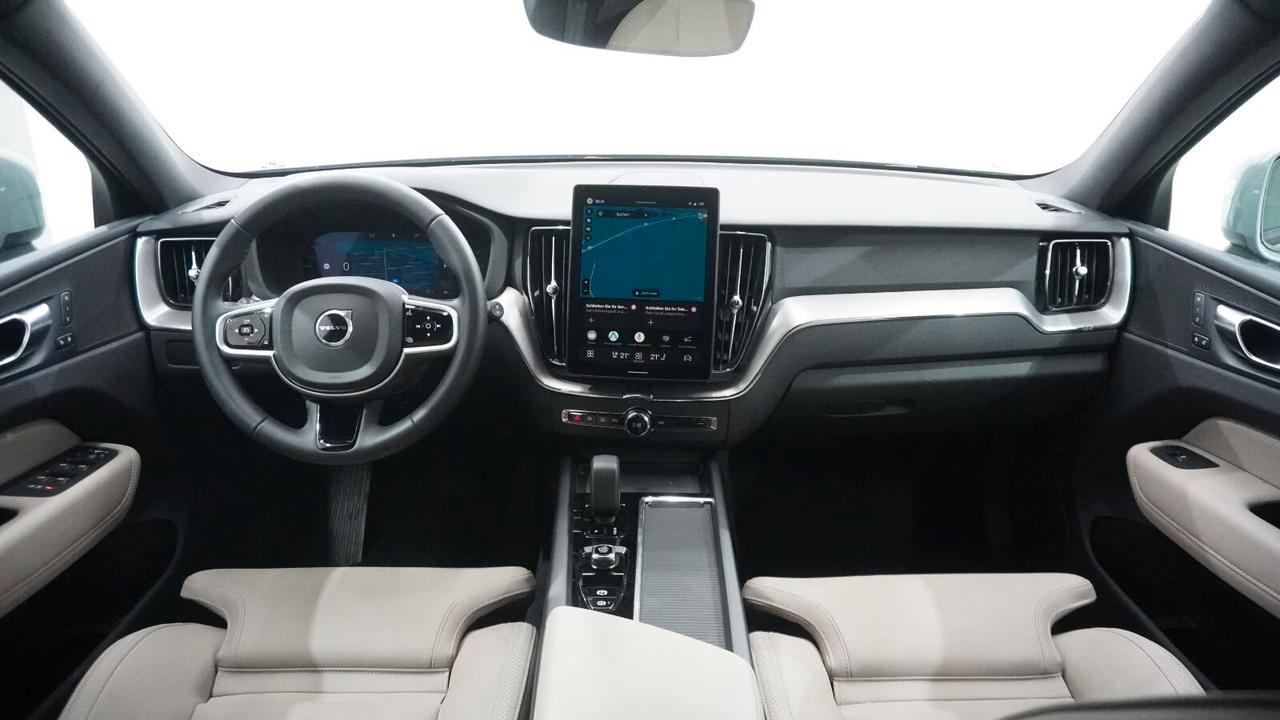 Volvo XC60 B5 Core AWD NewMod PilotAssist