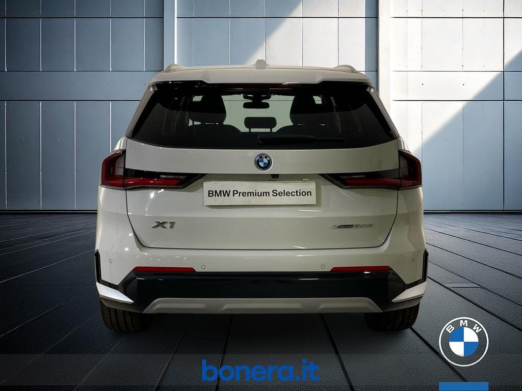 BMW X1 30 e xLine xDrive DCT